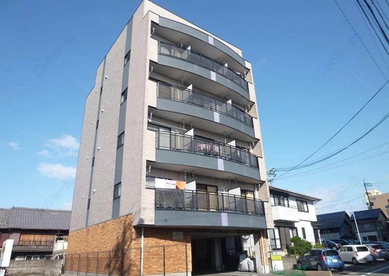 パレ・ジュイールの外観