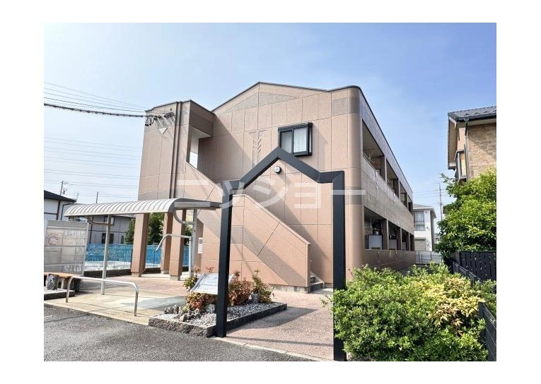 ジュネス 愛西の外観