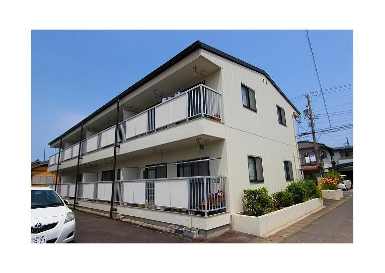 レジデンス八竜の外観