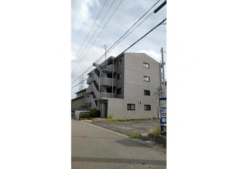 グローリアス21の外観