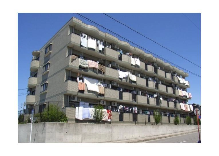 グリーンヒルズの外観