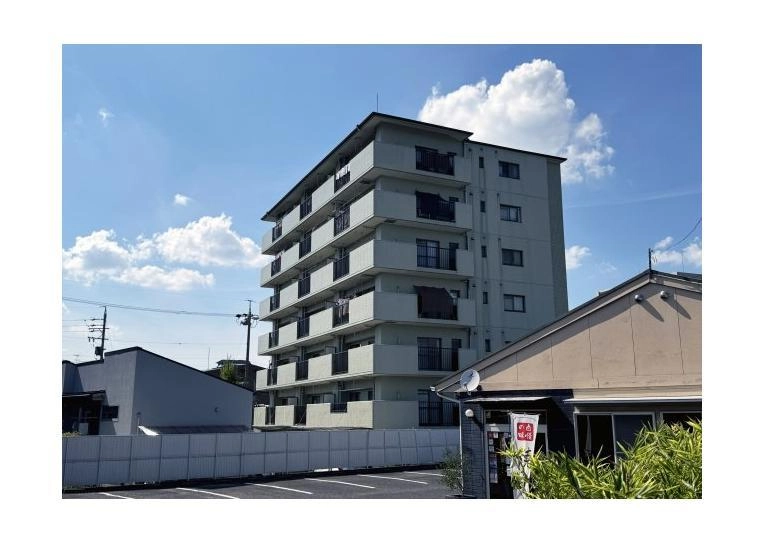 ハイライズ鴨田の外観