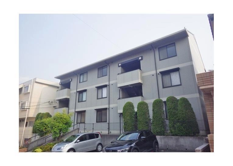 ファミーユ杁ヶ池の外観