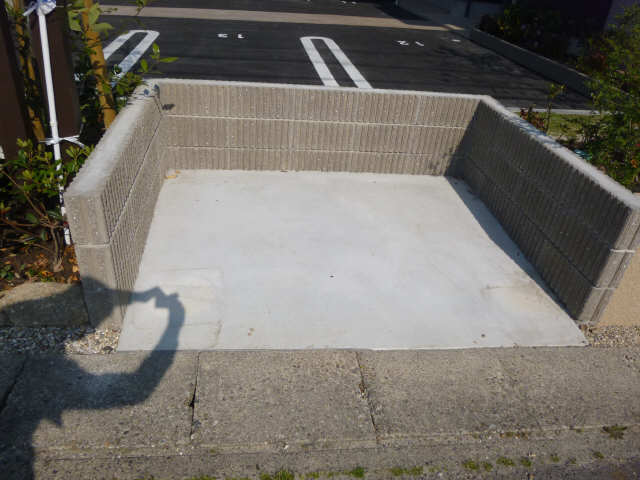 ゴミ捨て場