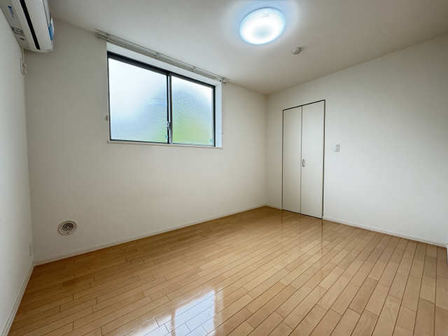 室内（同型）