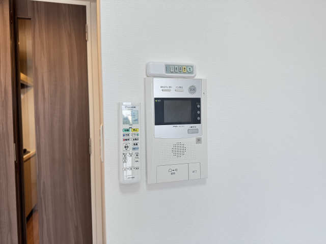 モニター付きインターホン