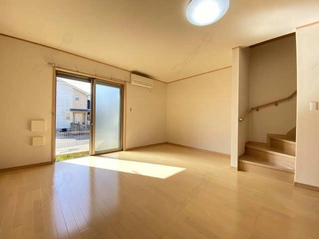 リビング（同型）