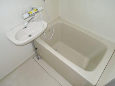 クールソレイユTOHRU 4階 浴室