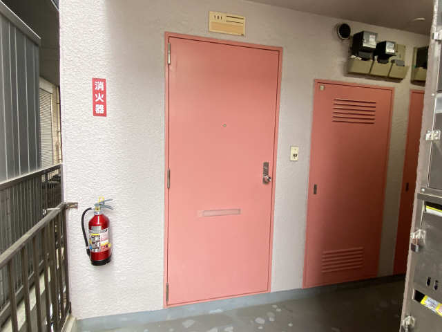 玄関ドア