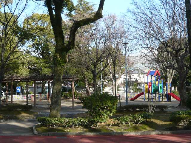 パフォス草薙 4階 中村公園