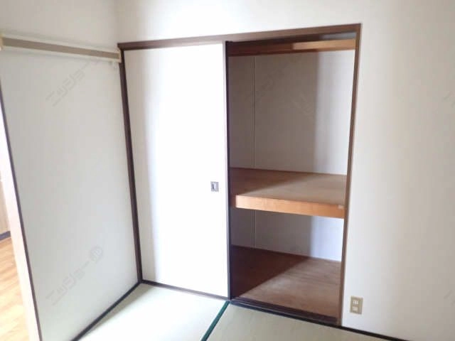 和室収納