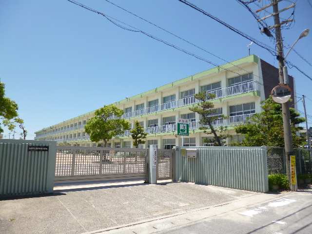 花ノ木メゾン 2階 甚目寺南小学校