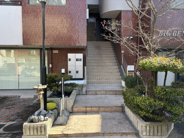 建物入口