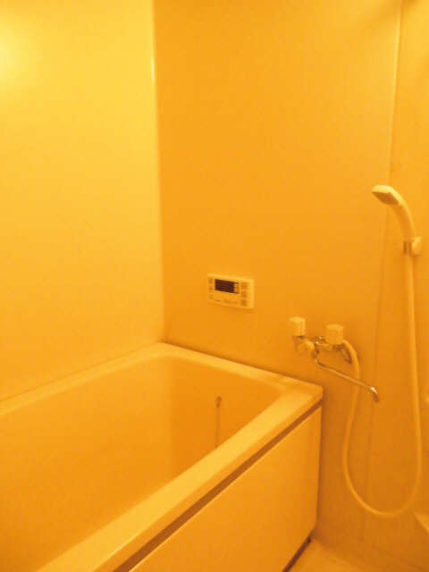 エントピア．ＦＵＪＩＹＯＳＨＩ 2階 浴室