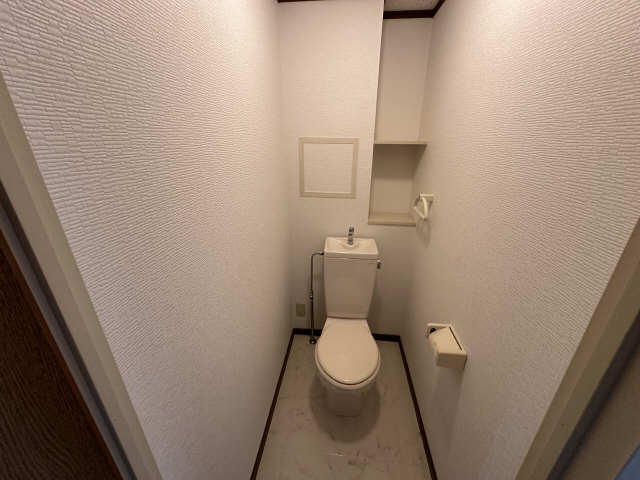ラフィネ　Ｉ 4階 WC