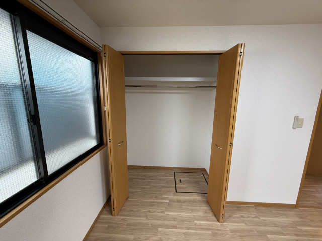 寝室収納