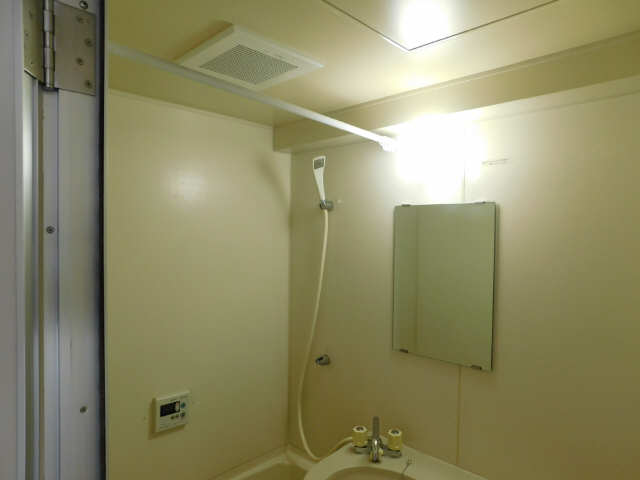 朝日プラザ名古屋ﾀｰﾐﾅﾙｽｸｴｱ 7階 浴室換気扇