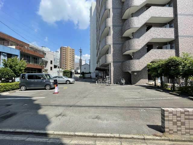 朝日プラザ名古屋ﾀｰﾐﾅﾙｽｸｴｱ 10階 駐車場