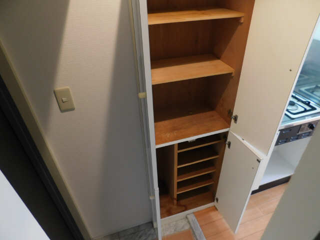 シューズボックス