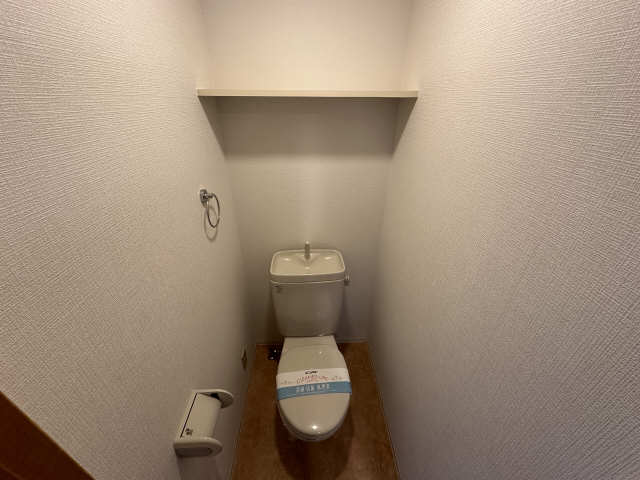 アベニールＭ 1階 WC