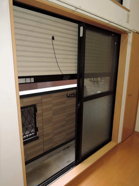 シャッター雨戸