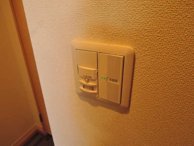 人感セ  ンサーライト