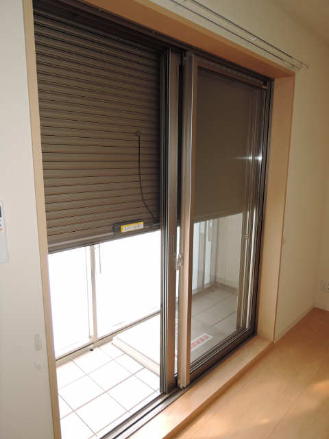 シャッター雨戸