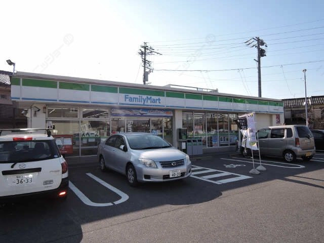 ファミリーマート