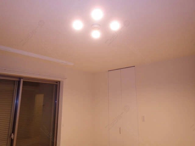 照明ダウンライト