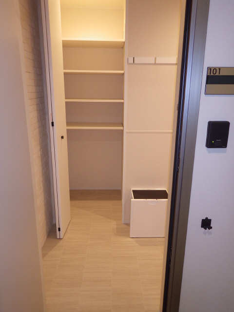 シューズBOX