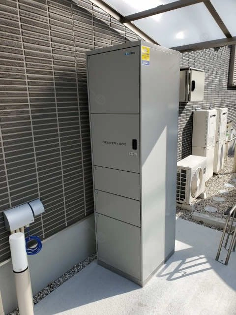 宅配ボックス