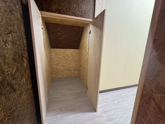 階段下収納