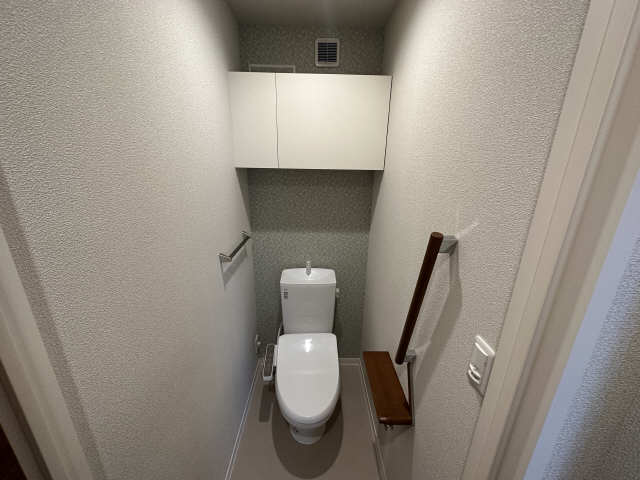 クオーレ幸 1階 WC