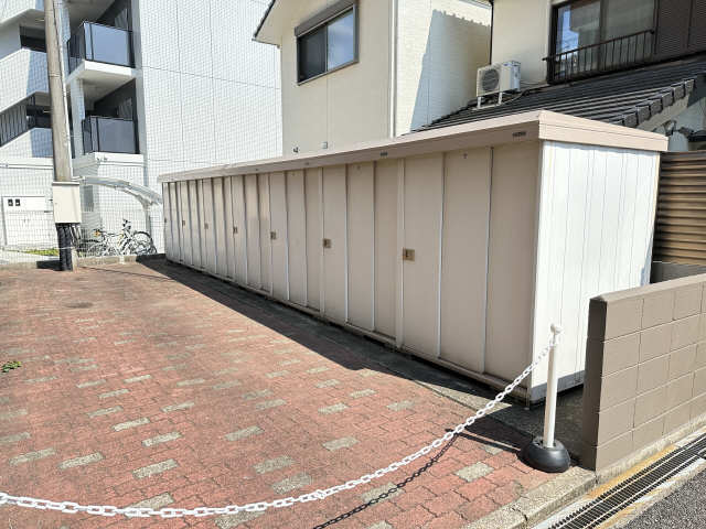 倉庫