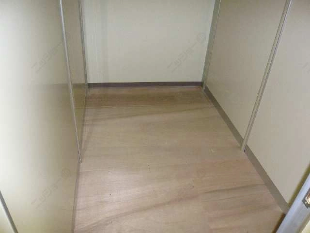 ﾄﾗﾝｸﾙｰﾑ