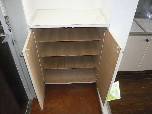 ｼｭｰｽﾞﾎﾞｯｸｽ