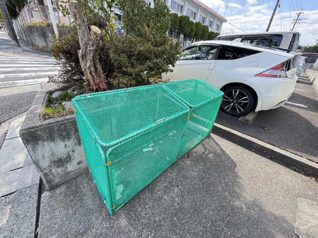 ゴミ置き場