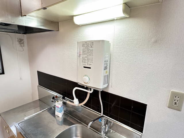 瞬間湯沸かし器