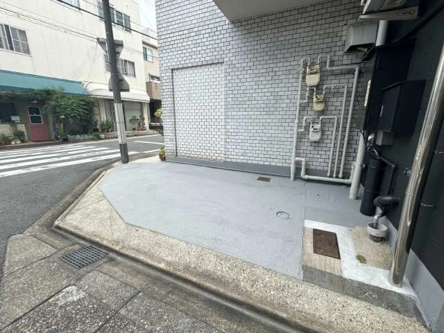 小型駐車場