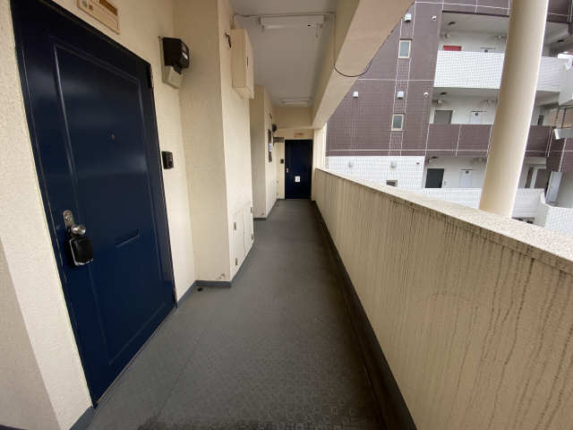 4階共用廊下