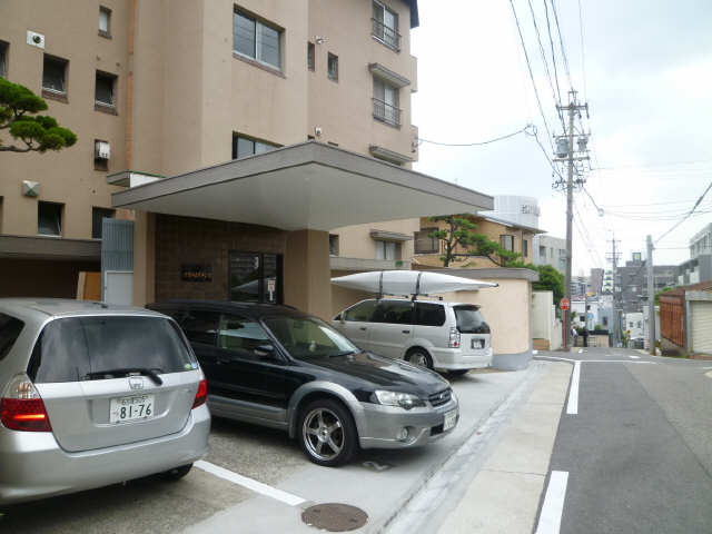 スカイレジデンス 3階 駐車場