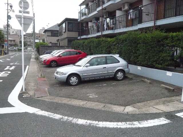 メゾン　サンドミール 1階 駐車場