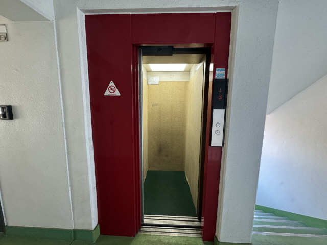 エレベーター