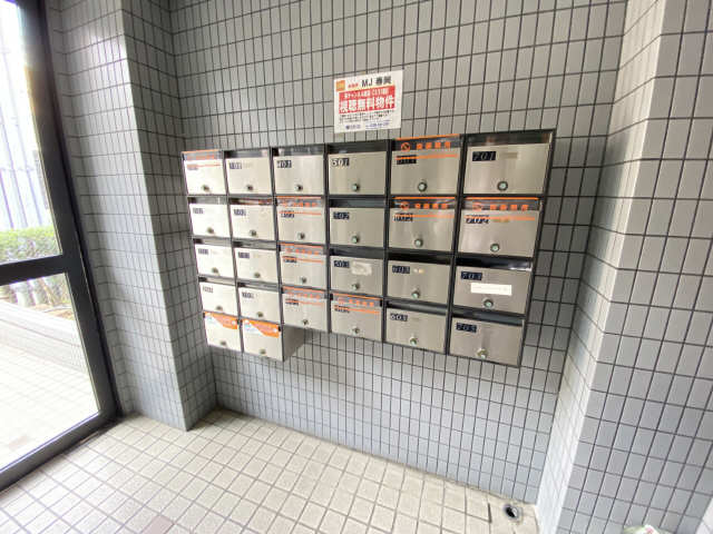 ポスト