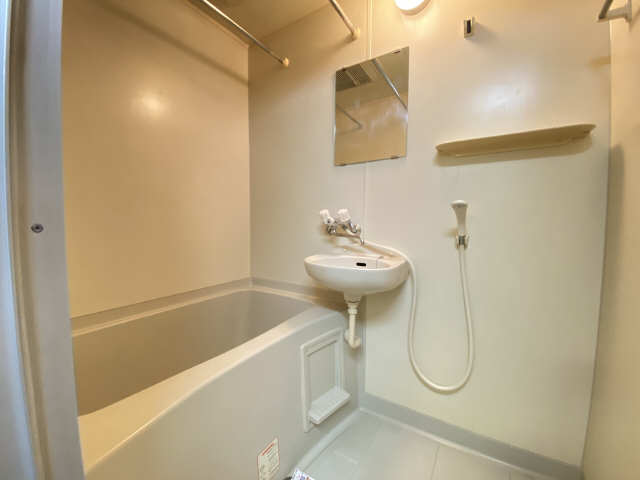 覚王山グランド井筒 6階 浴室