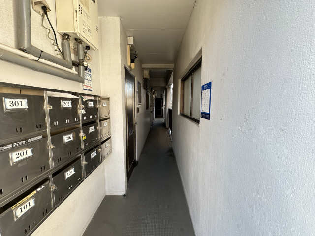ロビー