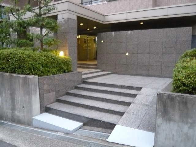 エントランススロープ