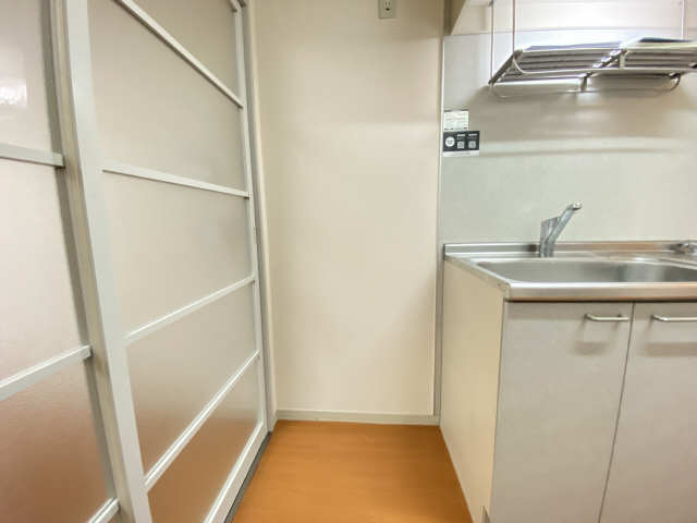 冷蔵庫置き場