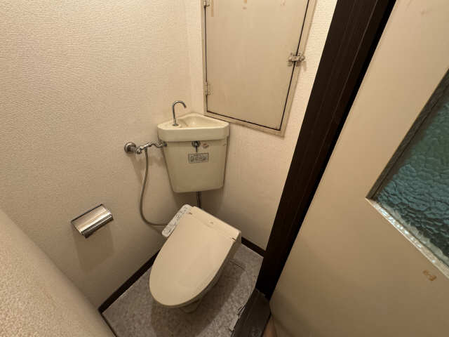 WC