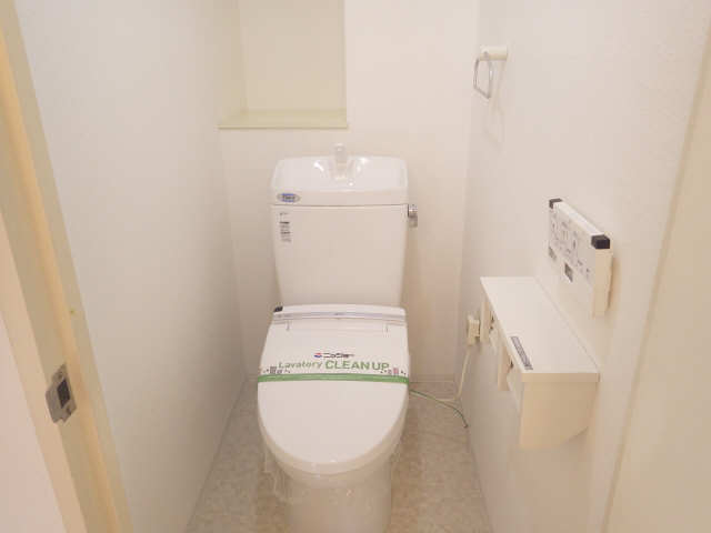 サンハイツ鍋屋上野 3階 WC